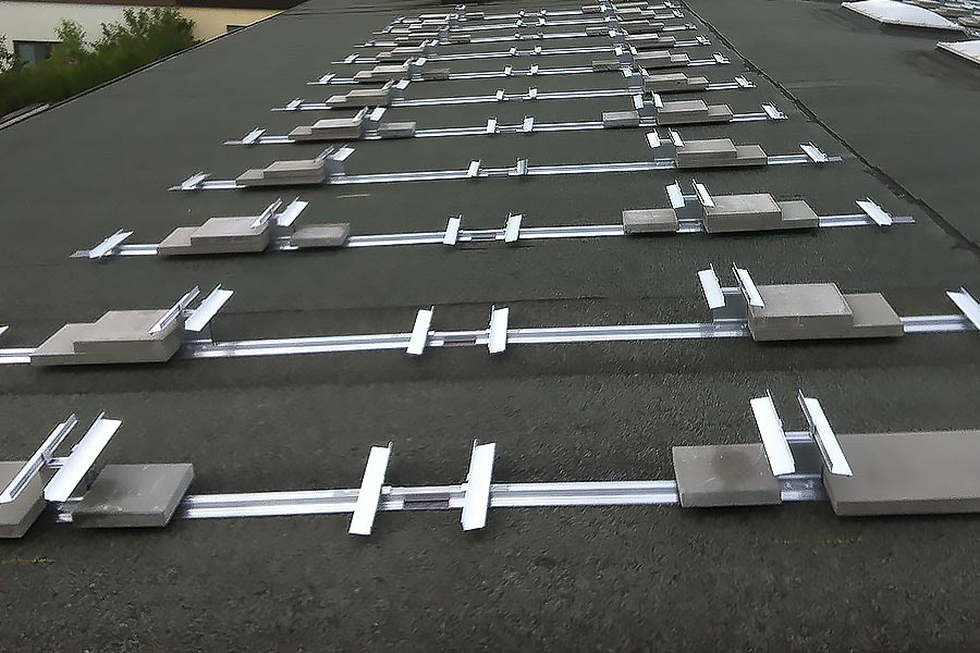Halterungen für PV-Module auf einem Flachdach